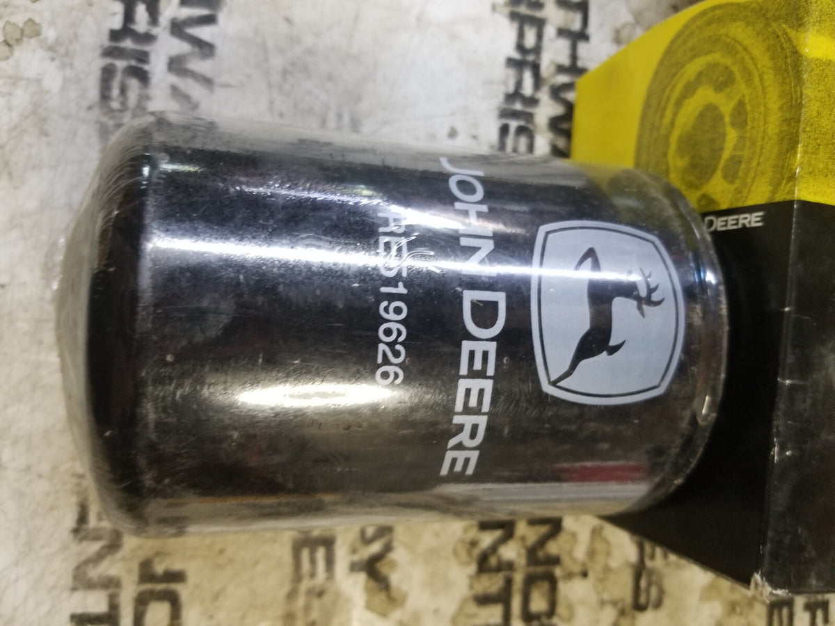 RE519656 JOHN DEERE FUEL FILTER