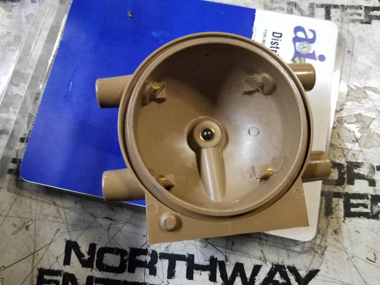 A-9N12106C ROTOR CAP John Deere A&I Products Aftermarket A-9N12106C DISTRIBUTOR