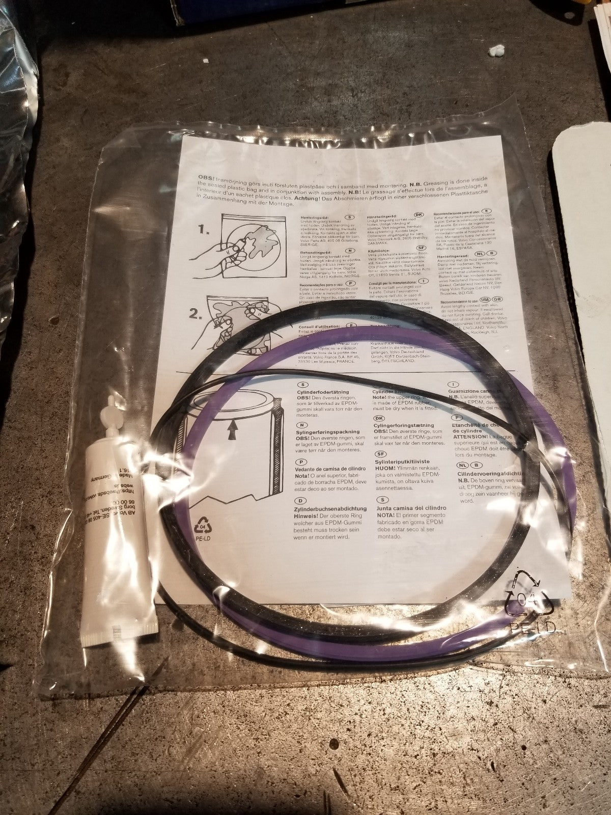 21367720 VOLVO Mack CYLINDER KIT (MP7 / D11) Cylinder Kit