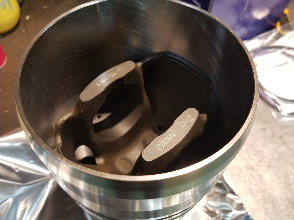 21367720 VOLVO Mack CYLINDER KIT (MP7 / D11) Cylinder Kit