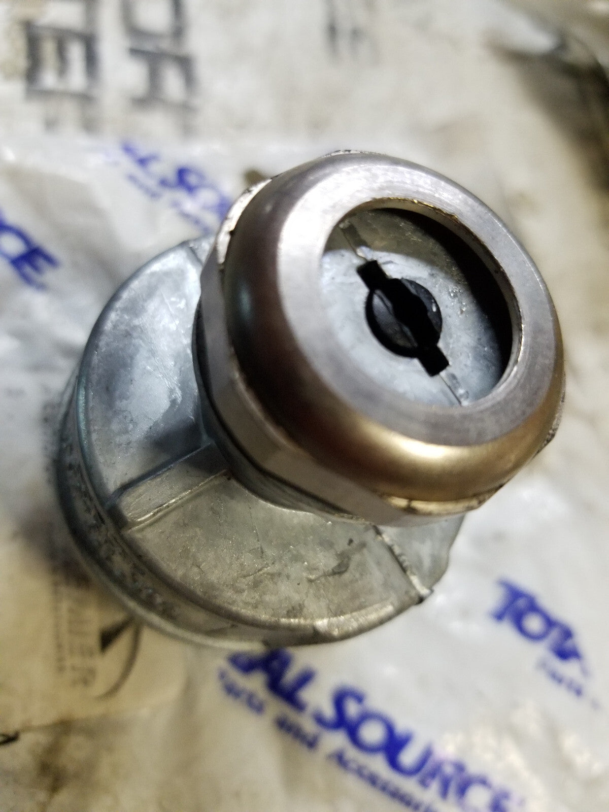 TOTAL SOURCE HY379902 STARTER SW NO KEY