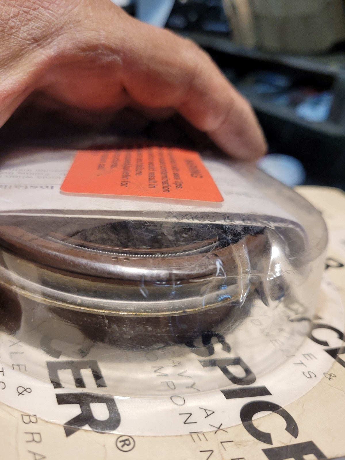 SPICER 127592 PINION SEAL