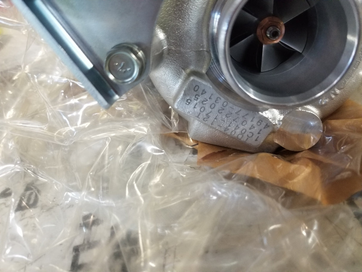 1C041-17014 KUBOTA TURBOCHARGER Turbo TD04 fit for Kubota Engine V3300-T