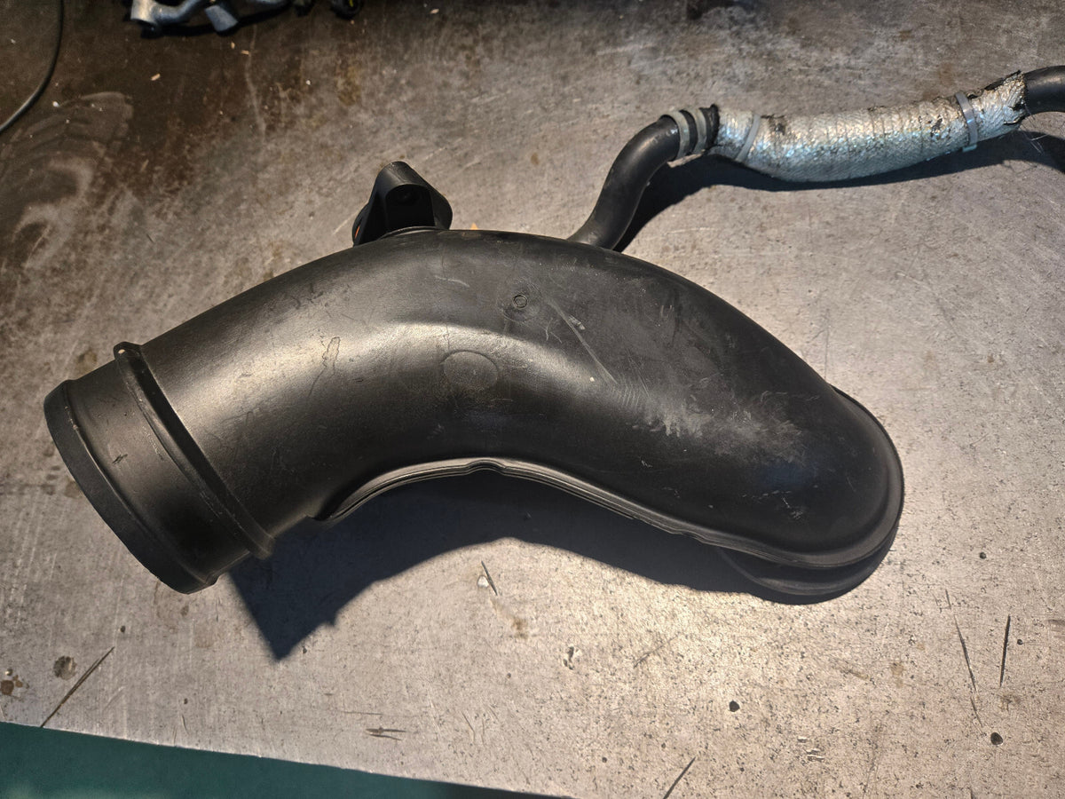 12642296 LML TURBOCHARGER INTAKE ref202
