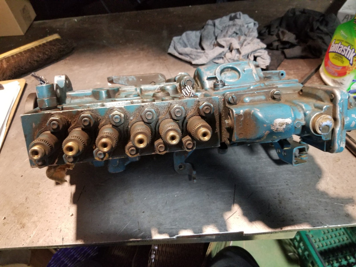 0402046860 BOSCH INJECTION PUMP CORE PES6P110A320LS330 66500 16606 2415156114