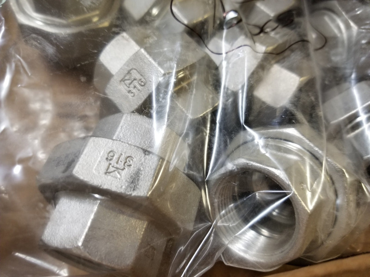 15PC - PLU-000-41202 1 INCH NPT STAINLESS STEEL UNION 316 STAINLESS STEEL,