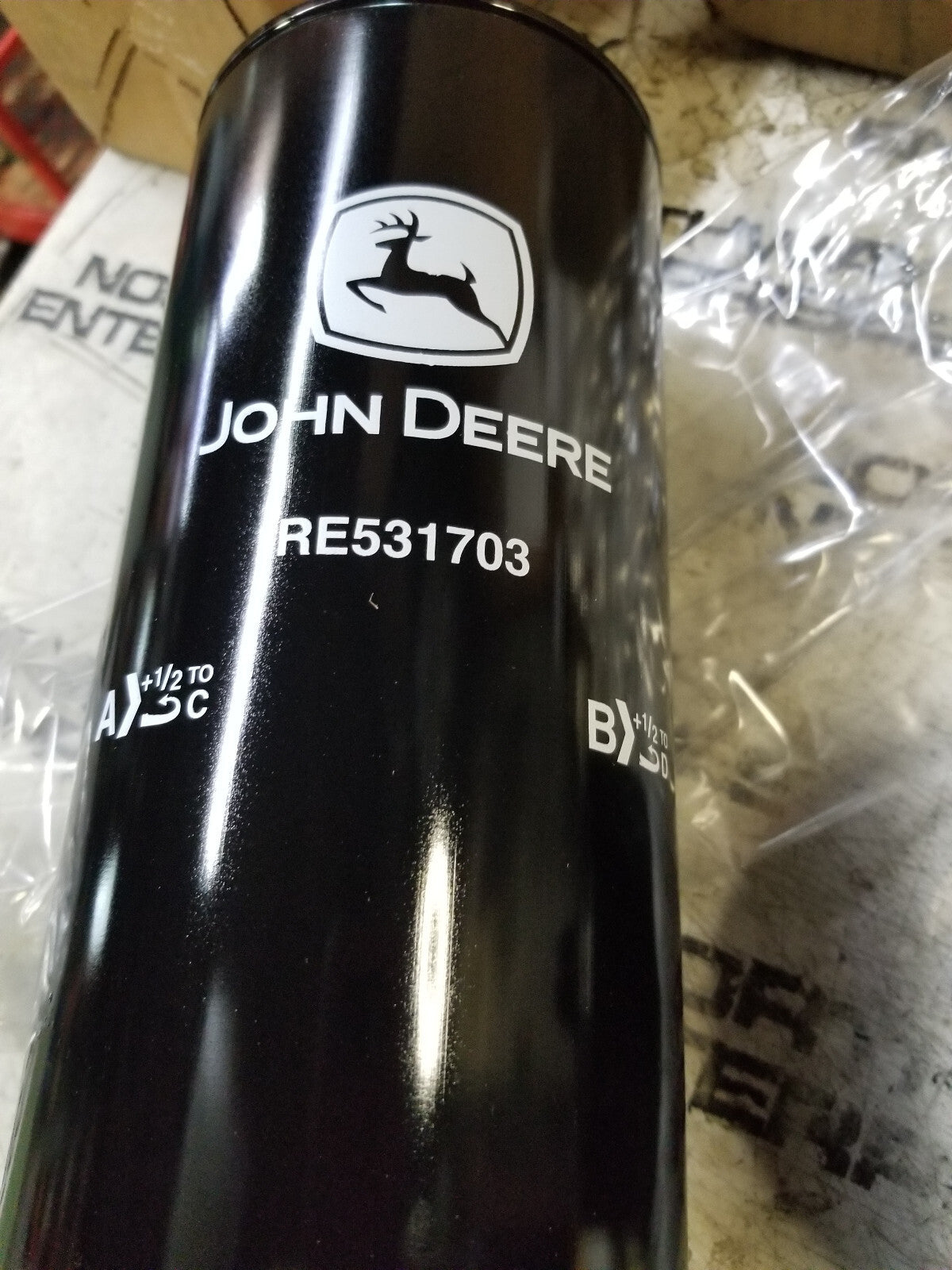 John Deere FUEL FILTER RE531703