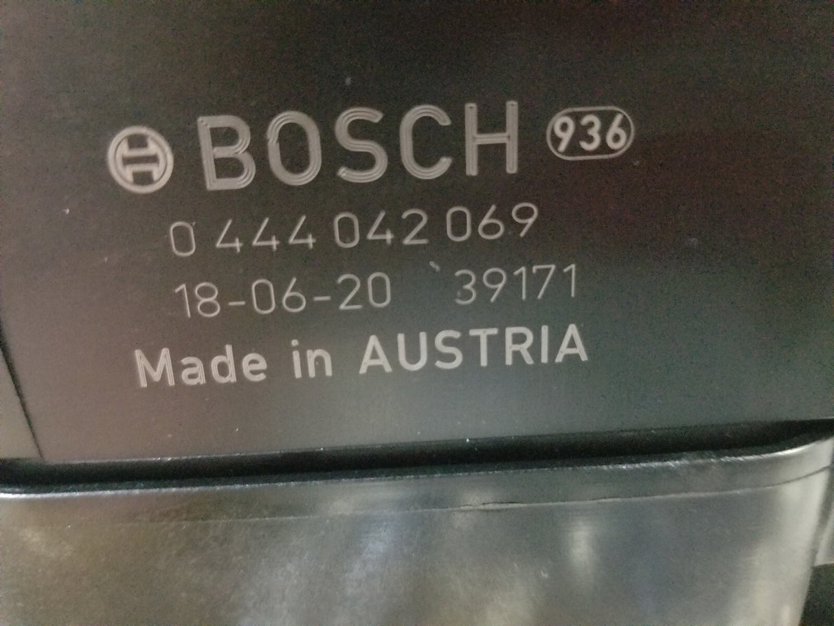 0444042069 BOSCH def dnox supply pump AGCO 72482455 SUPPLY UNIT