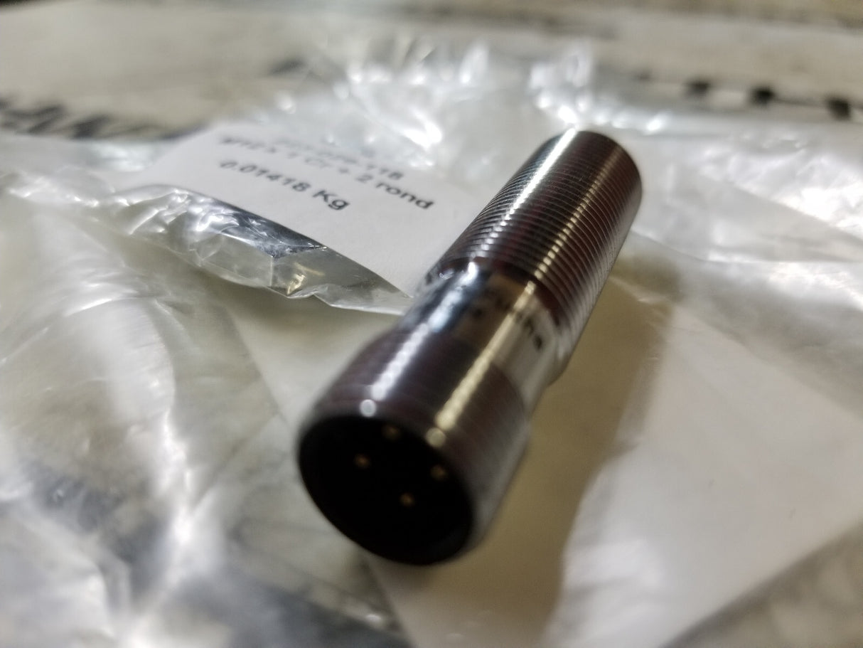 A136136800 SENSOR prox m12 analog