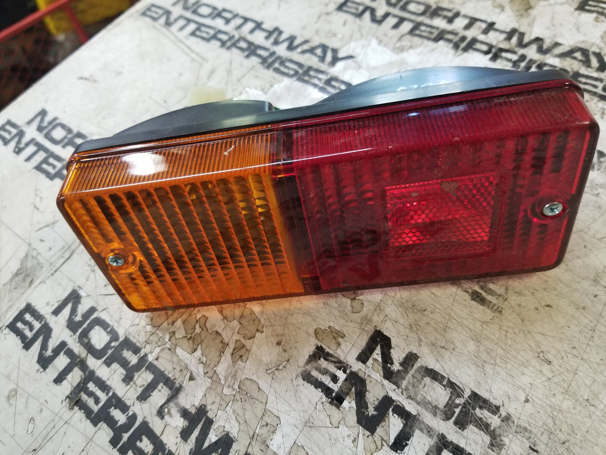 043-7012 STANLEY TAILLIGHT 0437012