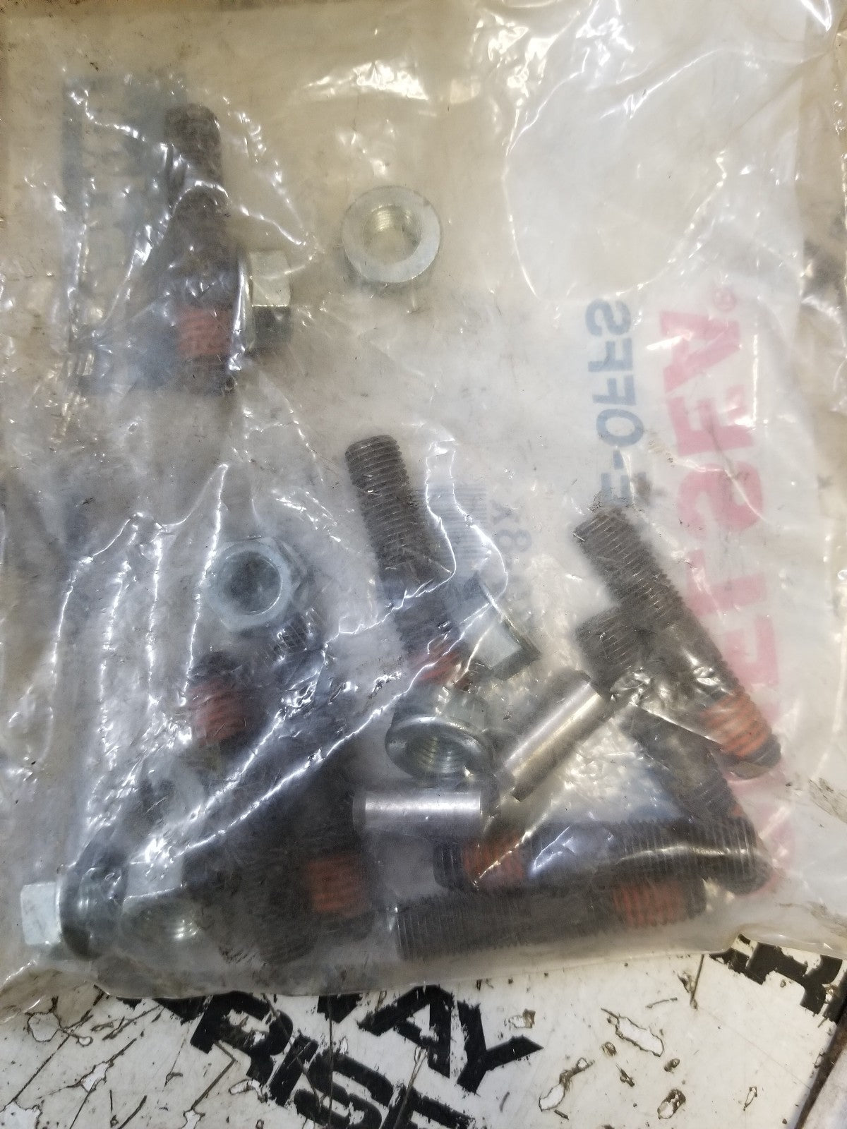 328170-8X CHELSEA PTO MOUNTING STUD KIT