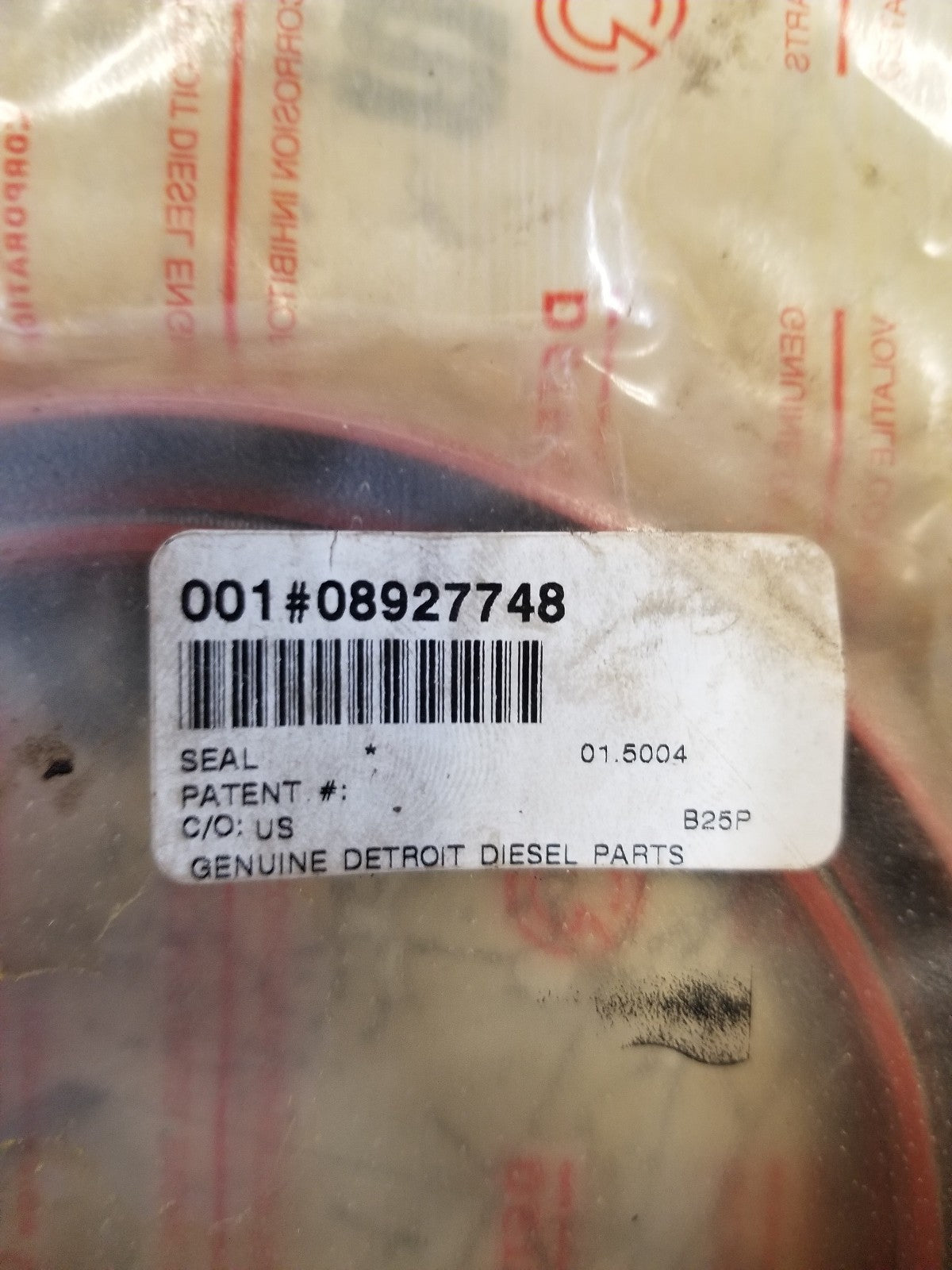 08927748 DETROIT Right-Hand Engine Rotation Over-Sized Rear Seal