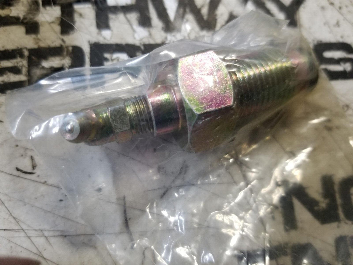 4255055RSH Track Adjuster Grease Valve