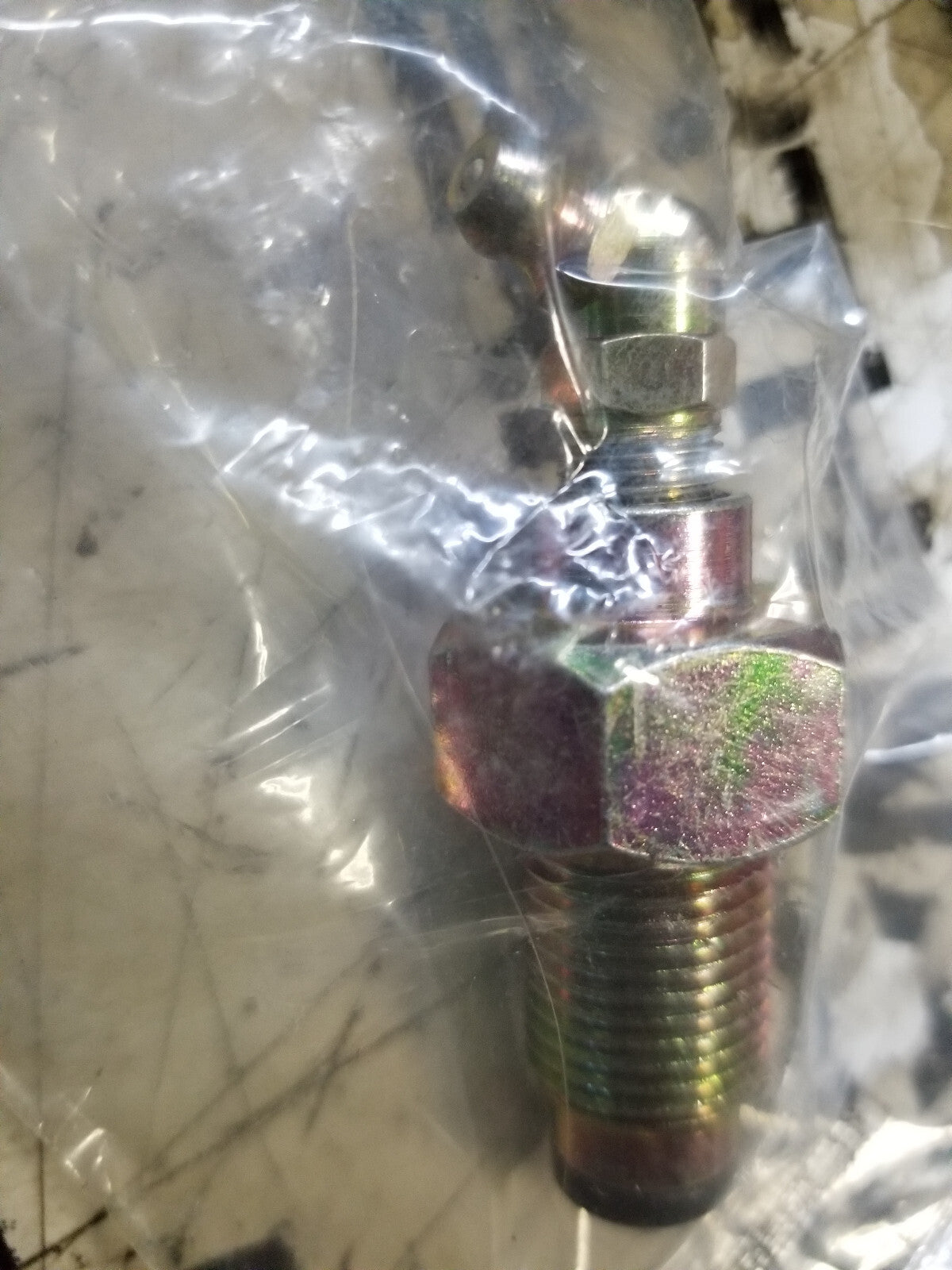 4255055RSH Track Adjuster Grease Valve