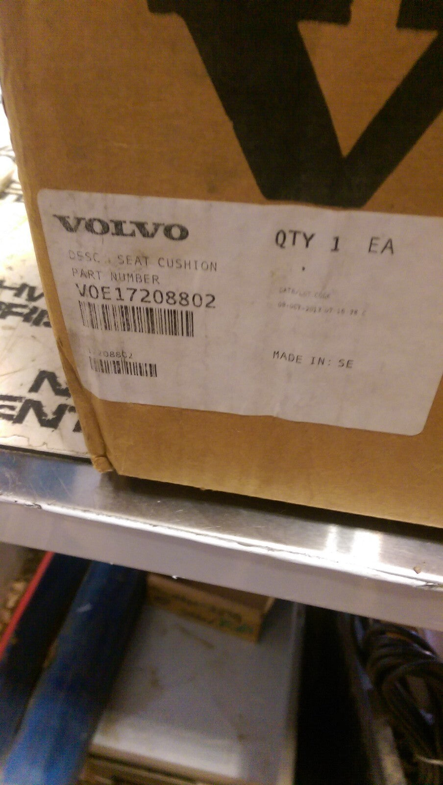 VOLVO VOE17208802 SEAT CUSHION