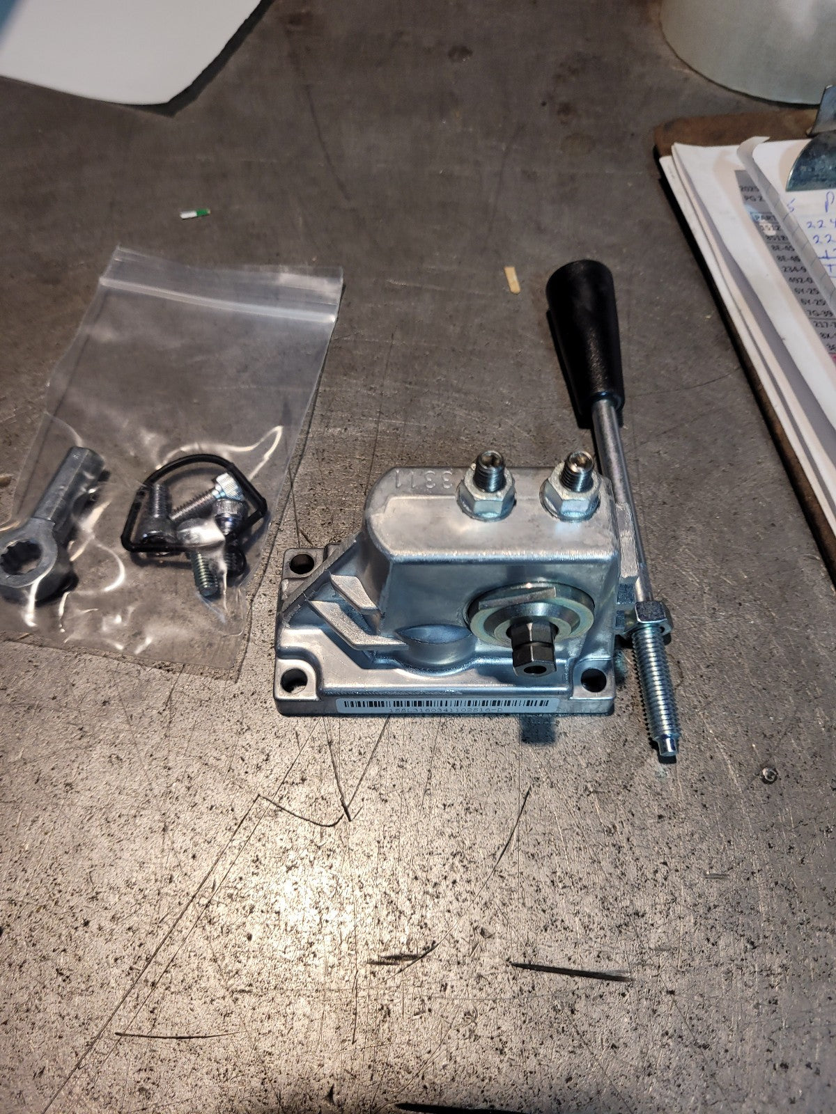 157B3171 SAUER DANFOSS VALVE LIFTER W HANDLE