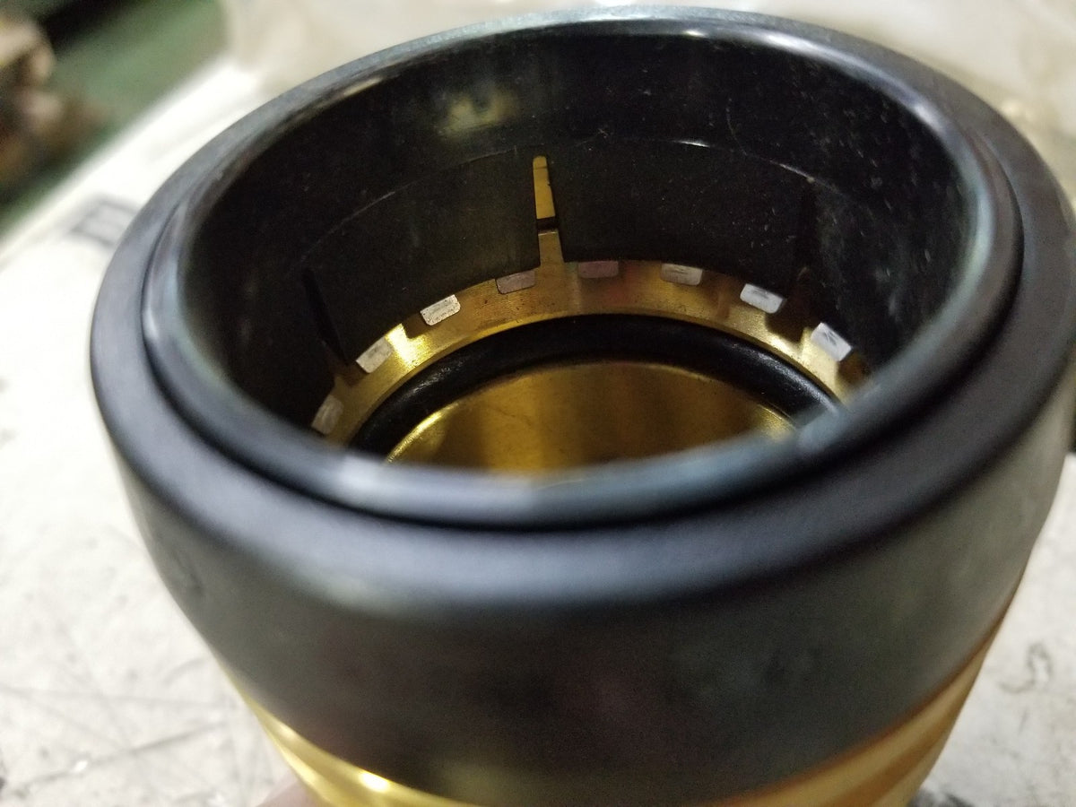 UXL0241 SHARKBITE Brass 1-1/2" X 1-1/2" 90 Degree Elbow
