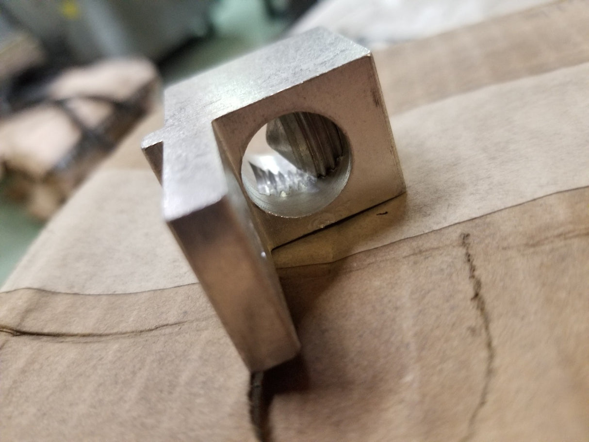 1 BOX OF 15PC - ATTA25014 ILSCO ATTA-250-14, ILSCO, Mechanical Lugs D2831-23