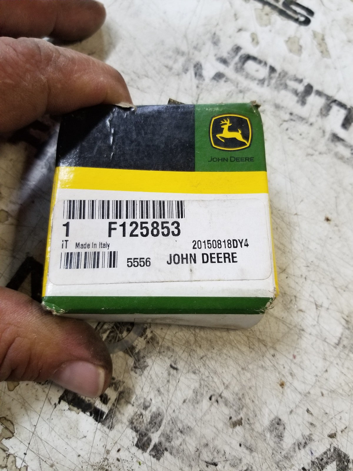 F125853 JOHN DEERE TEMPERATURE SENSOR