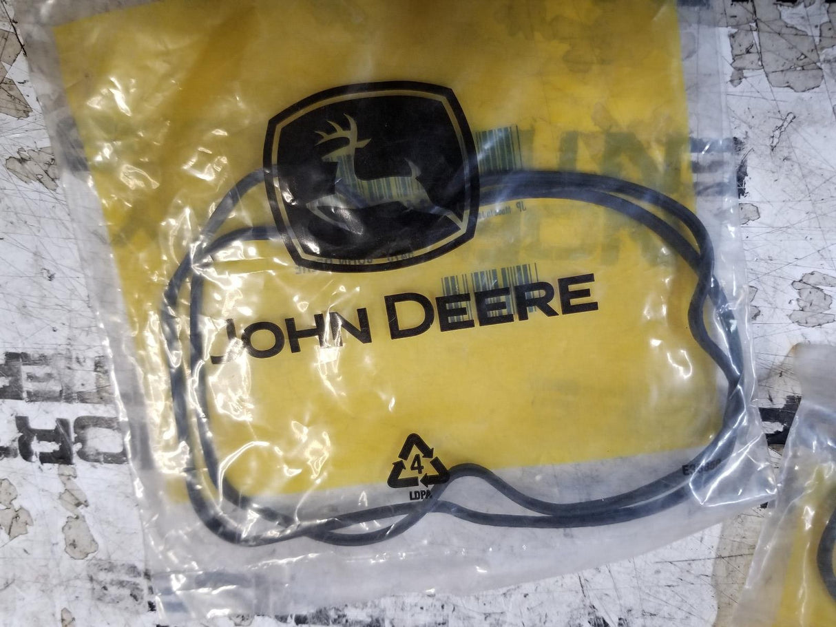 M811429 JOHN DEERE COVER GASKET
