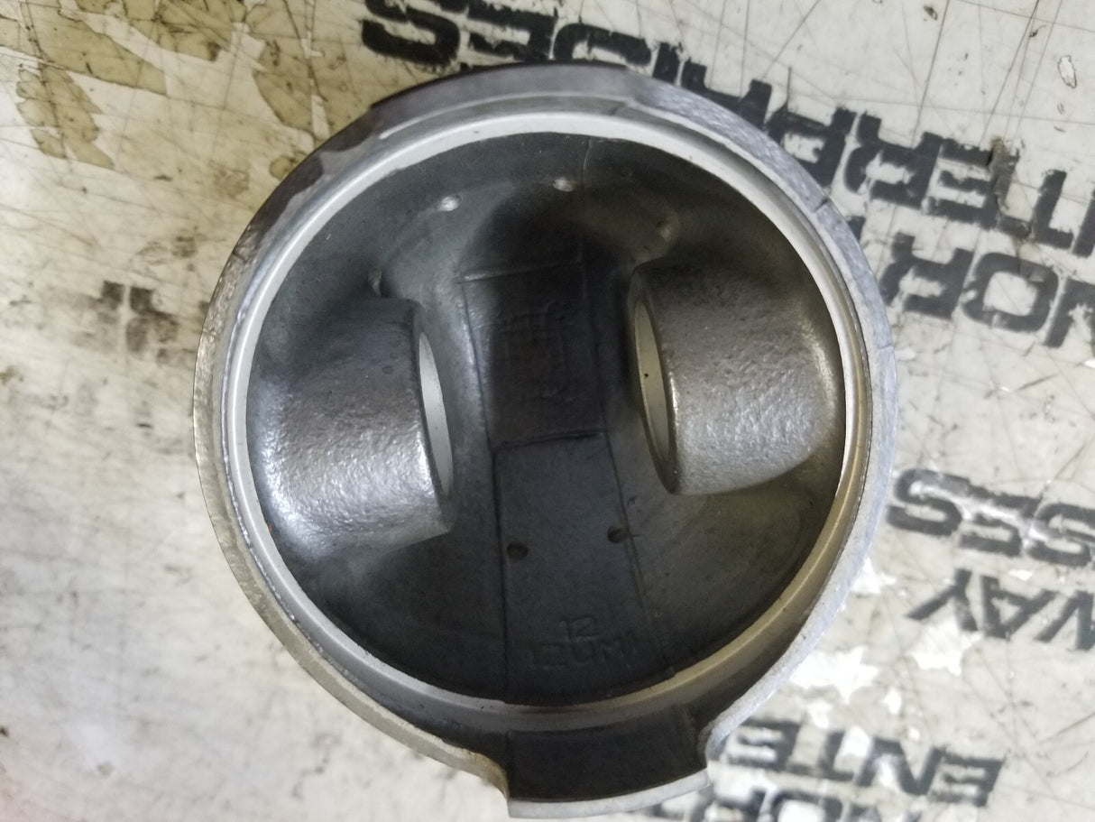 15201-21110 KUBOTA PISTON