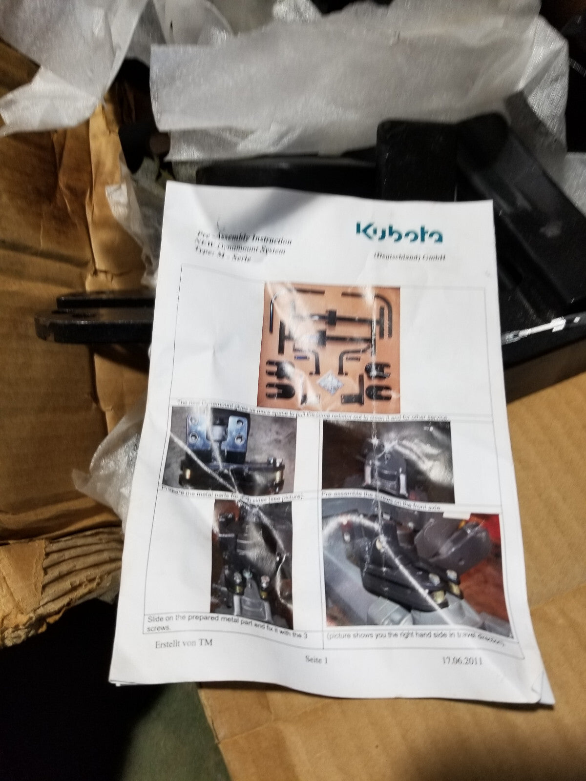 W26TK00647 KUBOA FENDER MOUNT KIT