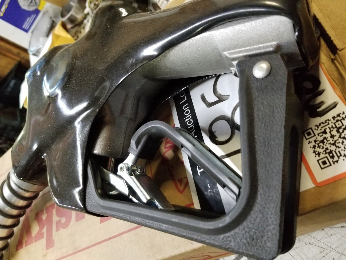 651910-04 HUSKY 8S Heavy Duty Pressure Activated Diesel Nozzle 1 INCH INLET