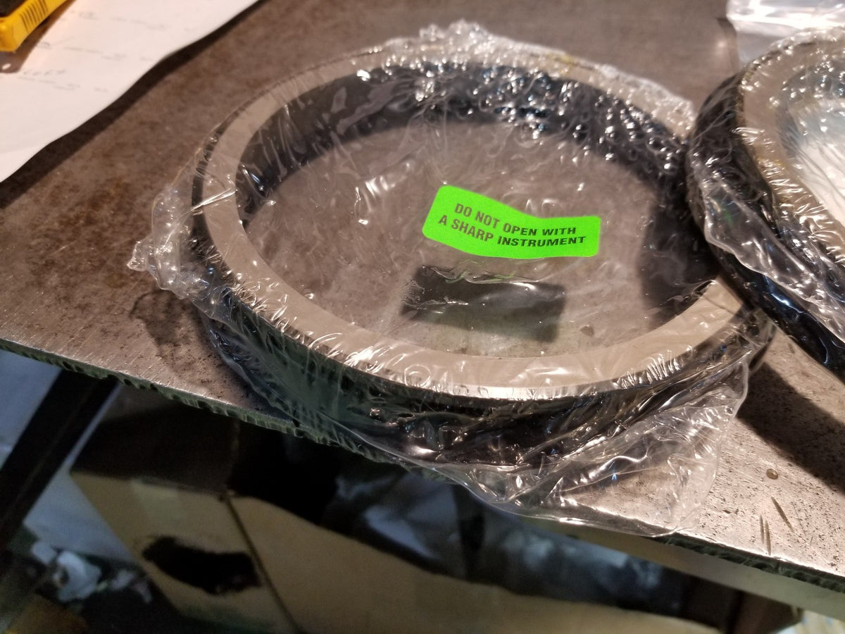 58775 CR SEAL SET 7.438 in Shaft, 9.400 in OD, 1.656 in Width