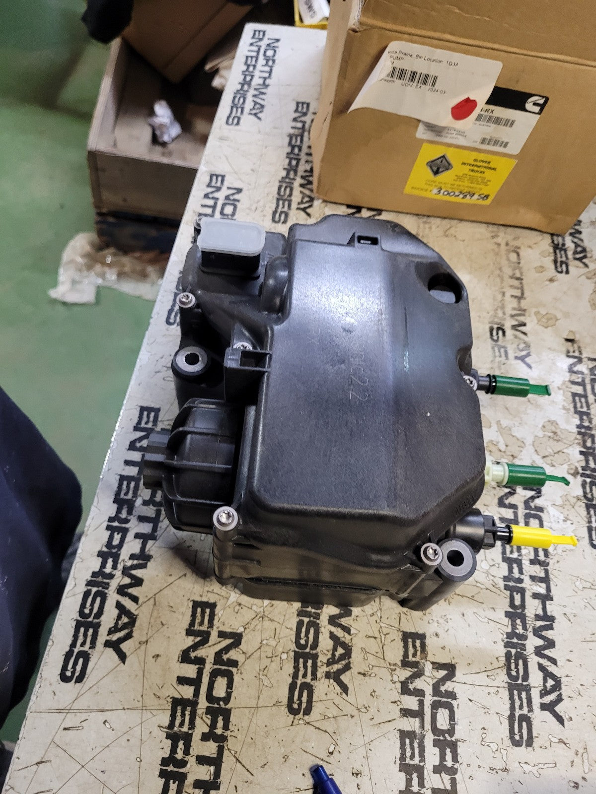 4387304-RX Cummins ISX ISB ISC DEF Urea Pump 2.2 12V 2871879RX 4387304