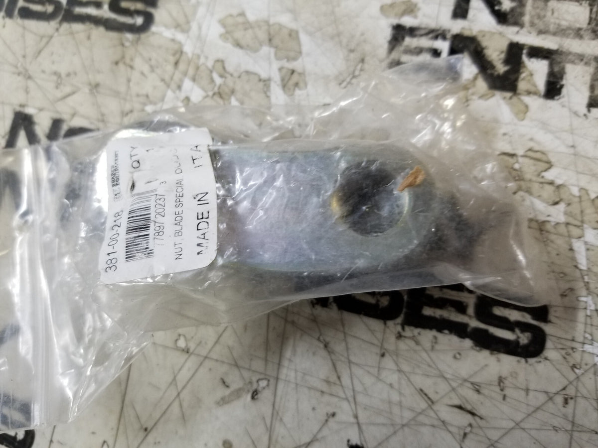 BAG OF 15PC - 381-00-218 BRABER EQUIPMENT SPECIAL BLADE NUT 38100218