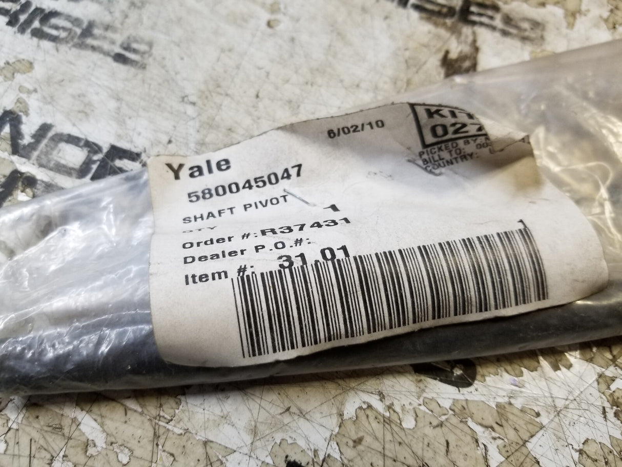 580045047 YALE PIVOT SHAFT