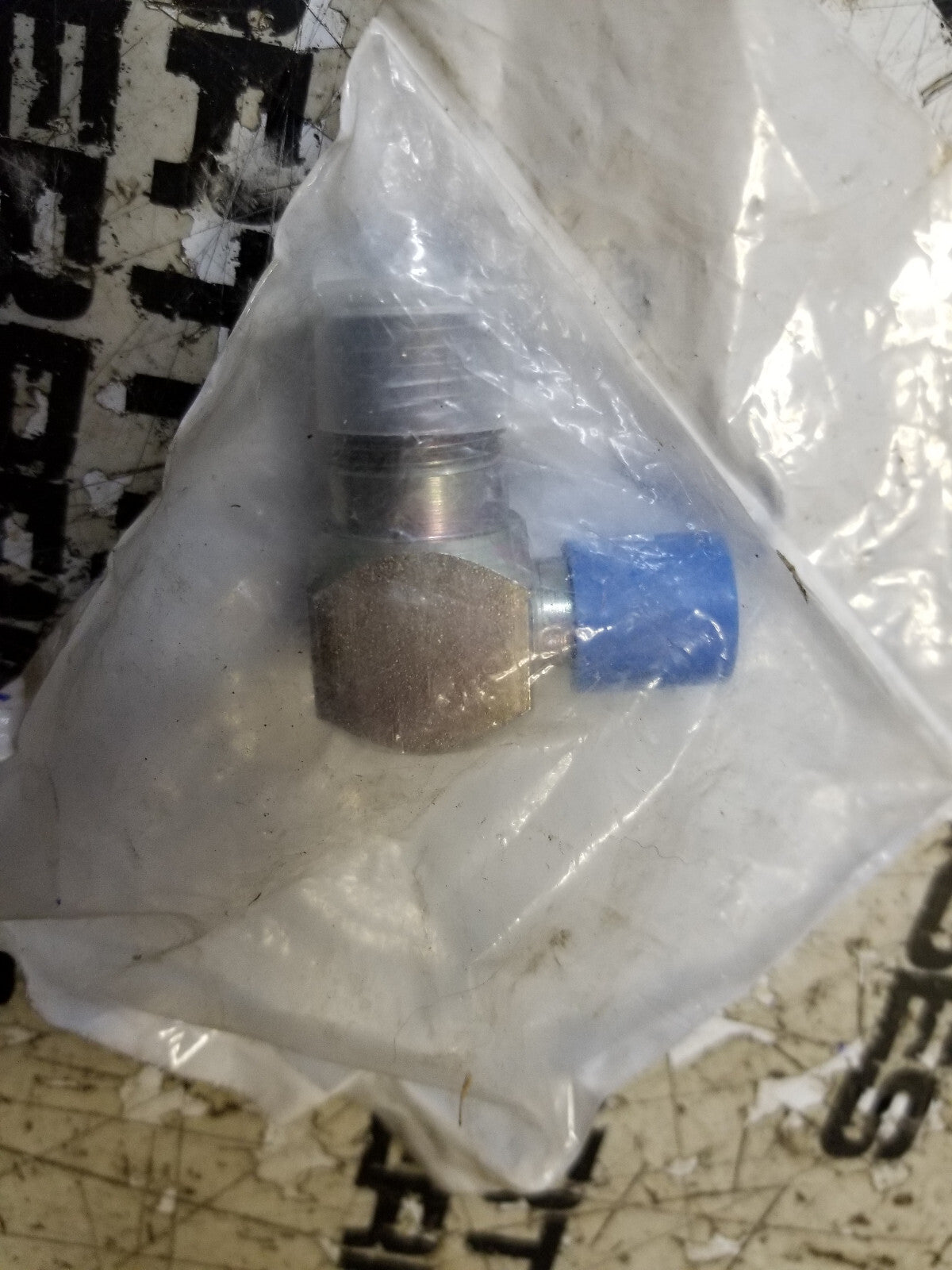 TOTAL SOURCE CT9511506900 FITTING 9511506900