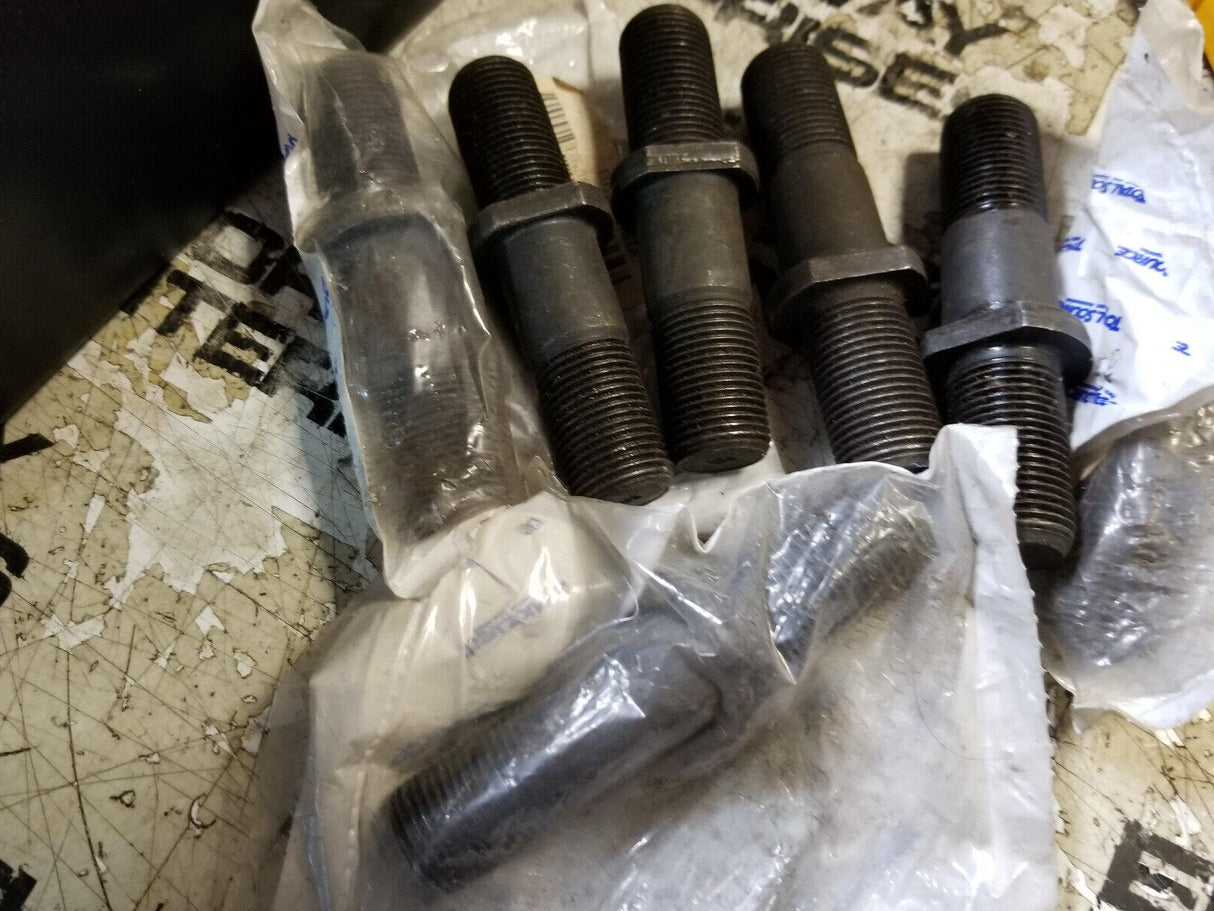 LOT OF 7PC - YT580007503 YALE FORKLIFT STUD 580007503