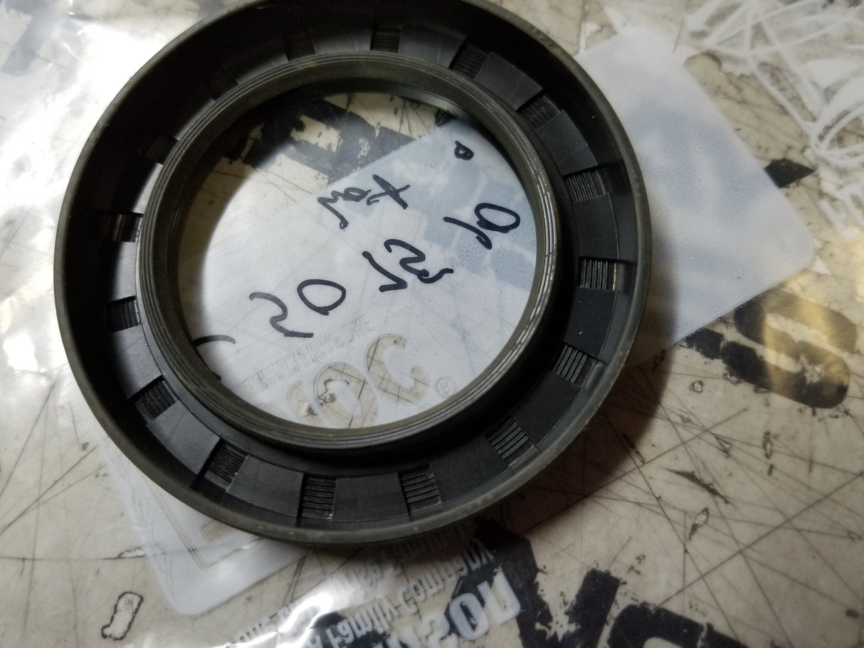 LOT OF 6PC -TC 50-75-10 50X75X10 METRIC OIL / DUST SEAL