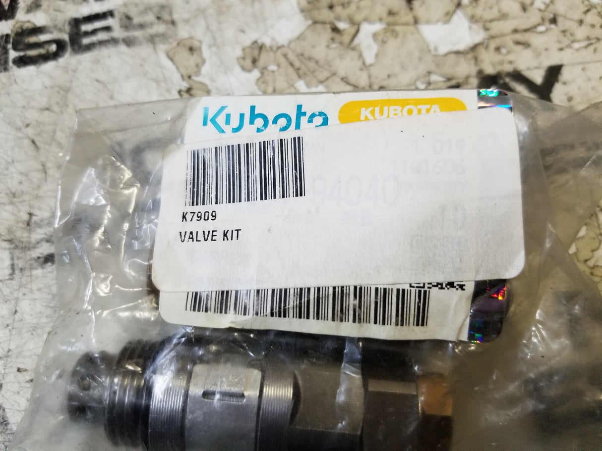 Kubota K7909 Relief Valve Kit (kit Thumb Kx121-3s Excavator)