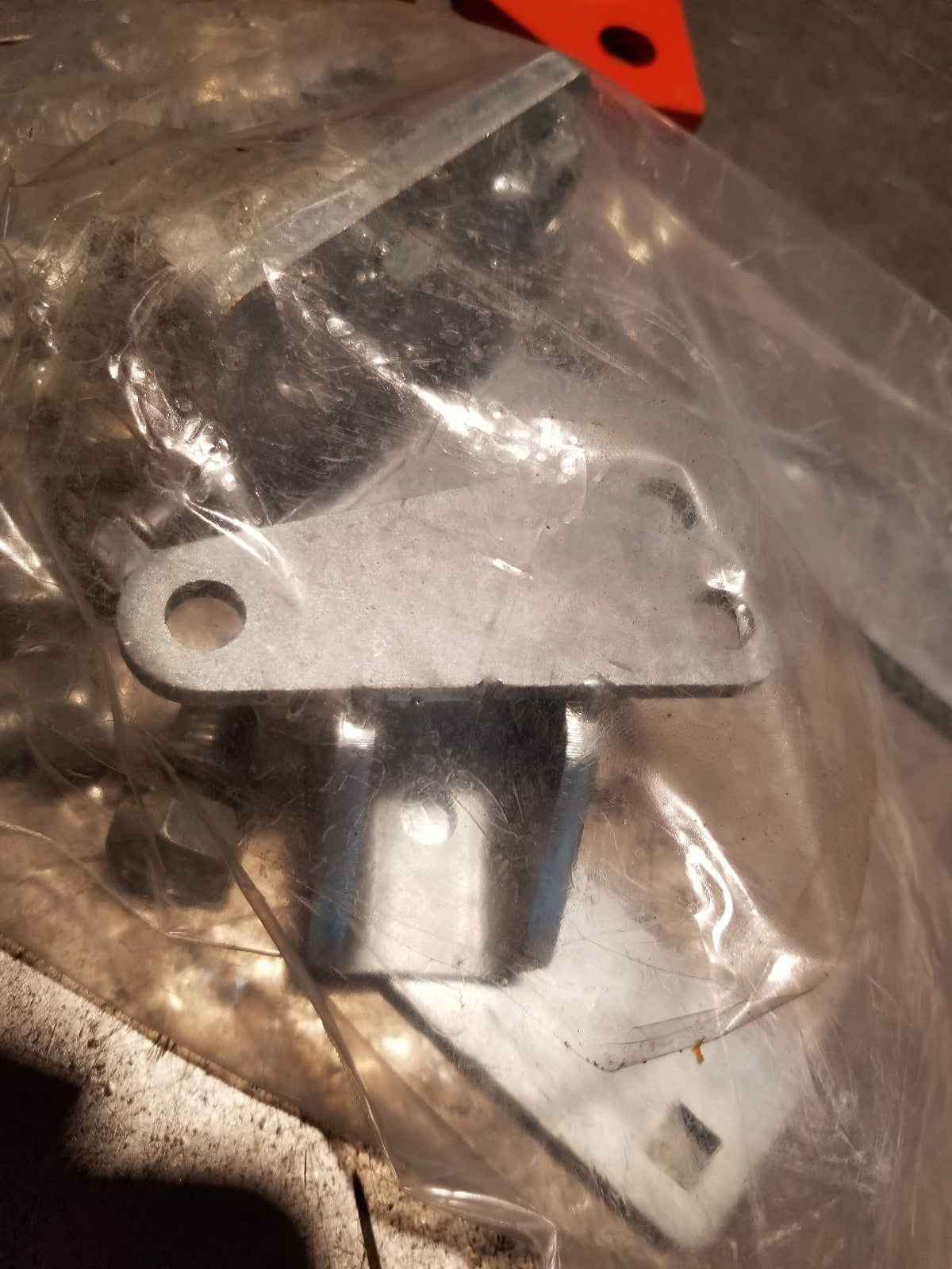 L4691 FENDER BRACKET KITS