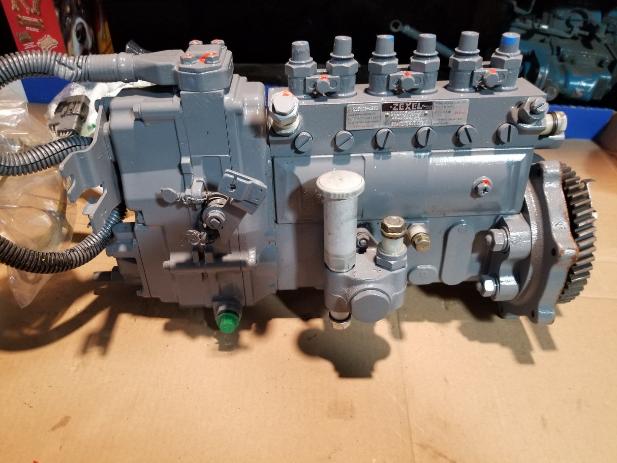 ZEXEL Fuel Injection Pump 101605-0300 115603-4860 For Isuzu 6HK1(T) 6BG1(T)