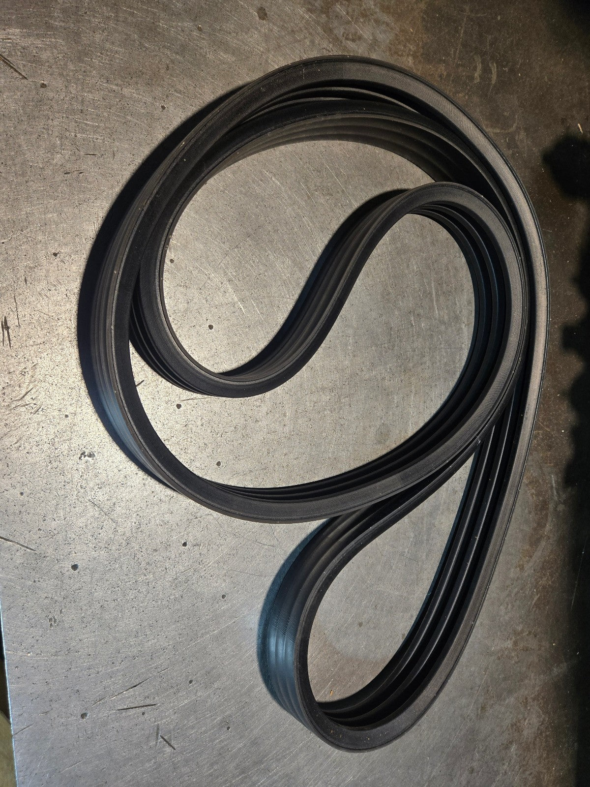 3-5V1400 GATES 9386-3140 SUPER HC POWERBAND 3 STRAND BELT 5/8" TOP WIDTH