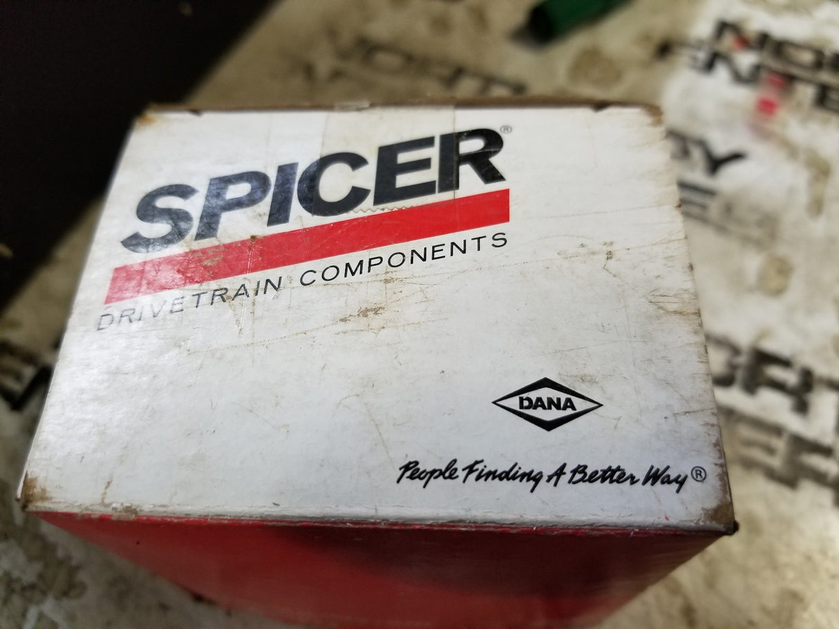 1 BOX OF 25PC - Spicer 7-73-122 Driveshaft Hex Bolt .438-20"x1.375"