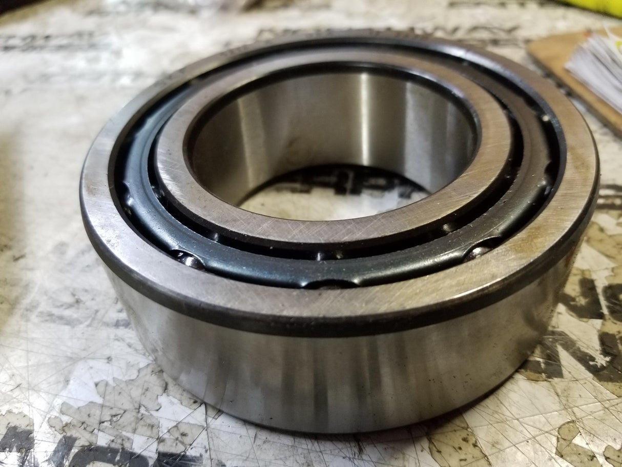 NEW 5214A SKF BEARING 5214 A