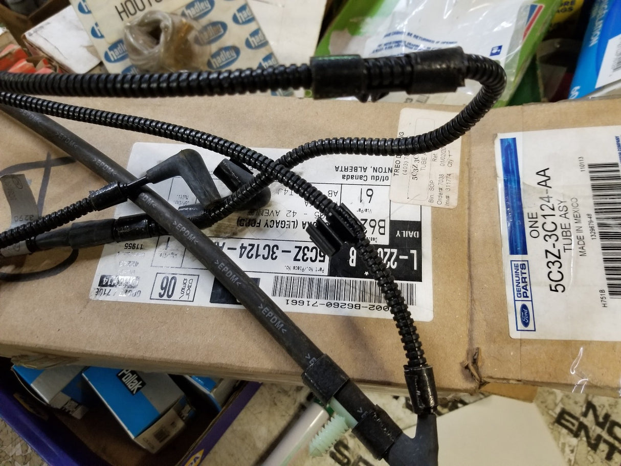 5C3Z-3C124-AA FORD TUBE ASSEMBLY 5C3Z3C124AA