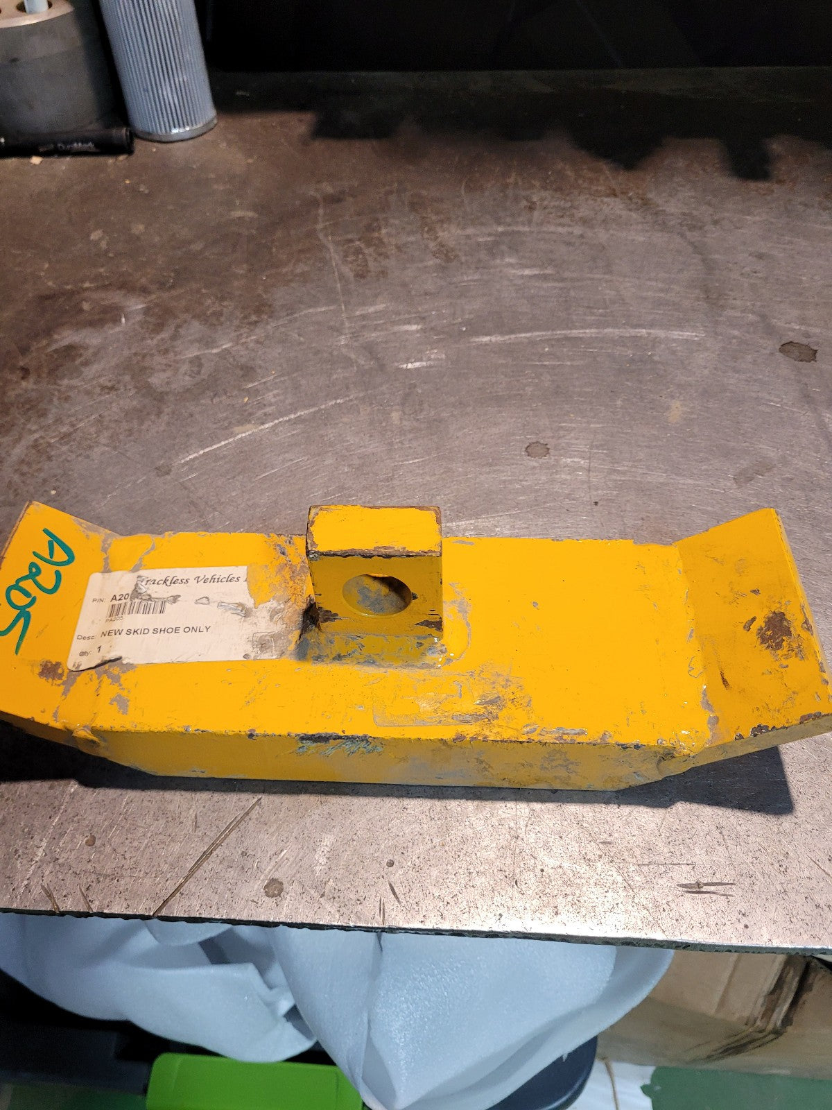 TRACKLESS A205 SKID SHOE PA205