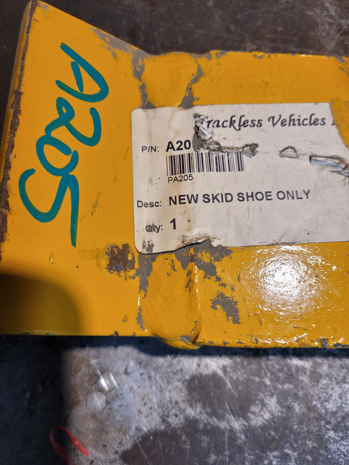 TRACKLESS A205 SKID SHOE PA205