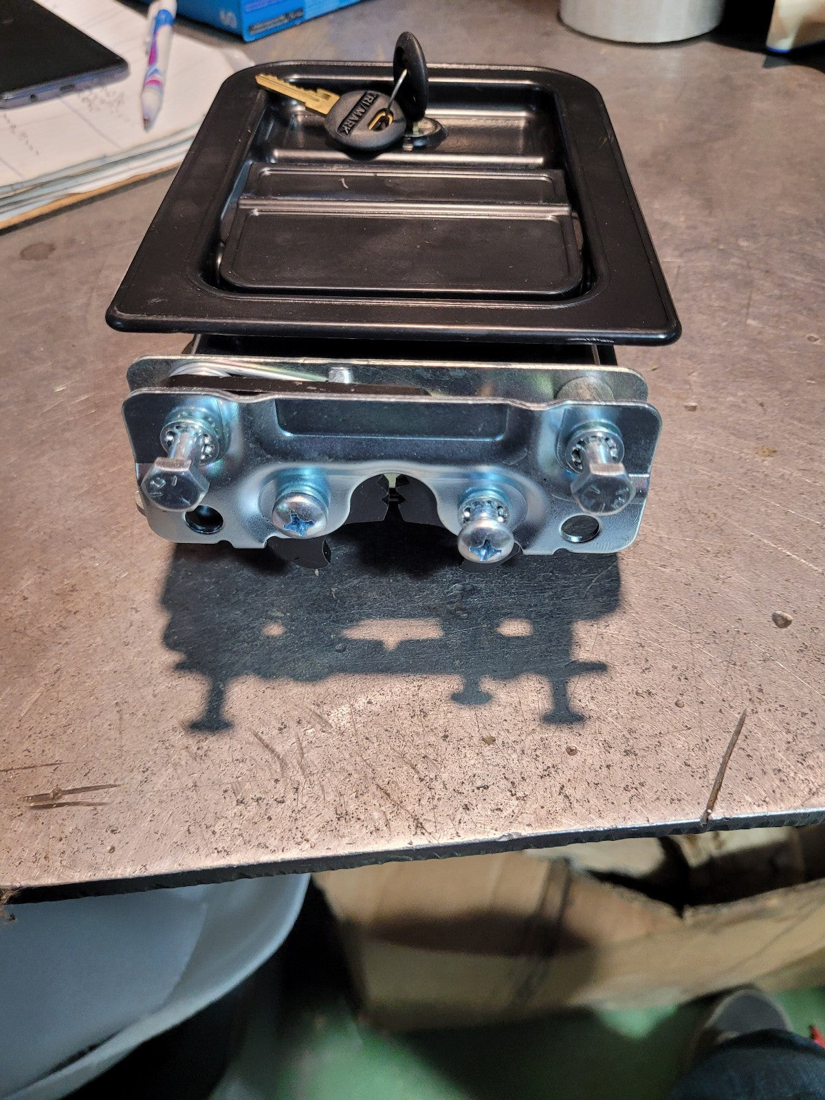 5A055 HANDLE DOOR TRACKLESS MT5-465
