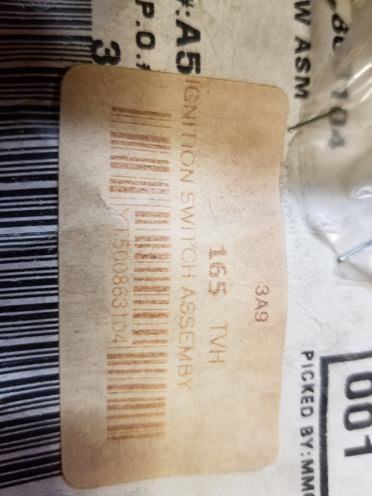 YT500863104 TOTAL SOURCE KEY AND CYLINDER 500863104