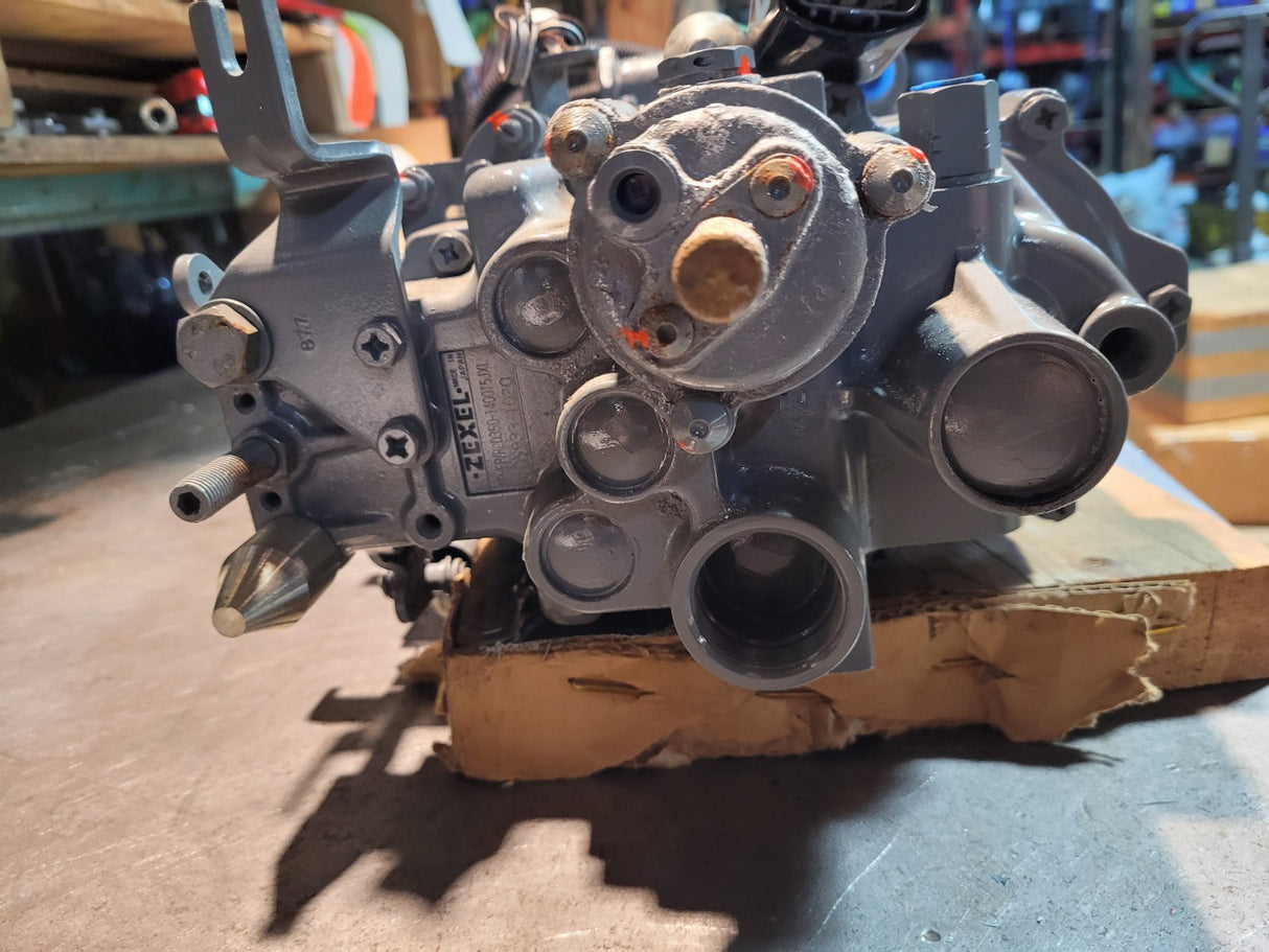 ZEXEL Fuel Injection Pump 115603-4860 101605-0300 22040-1510 107491-3131 107049