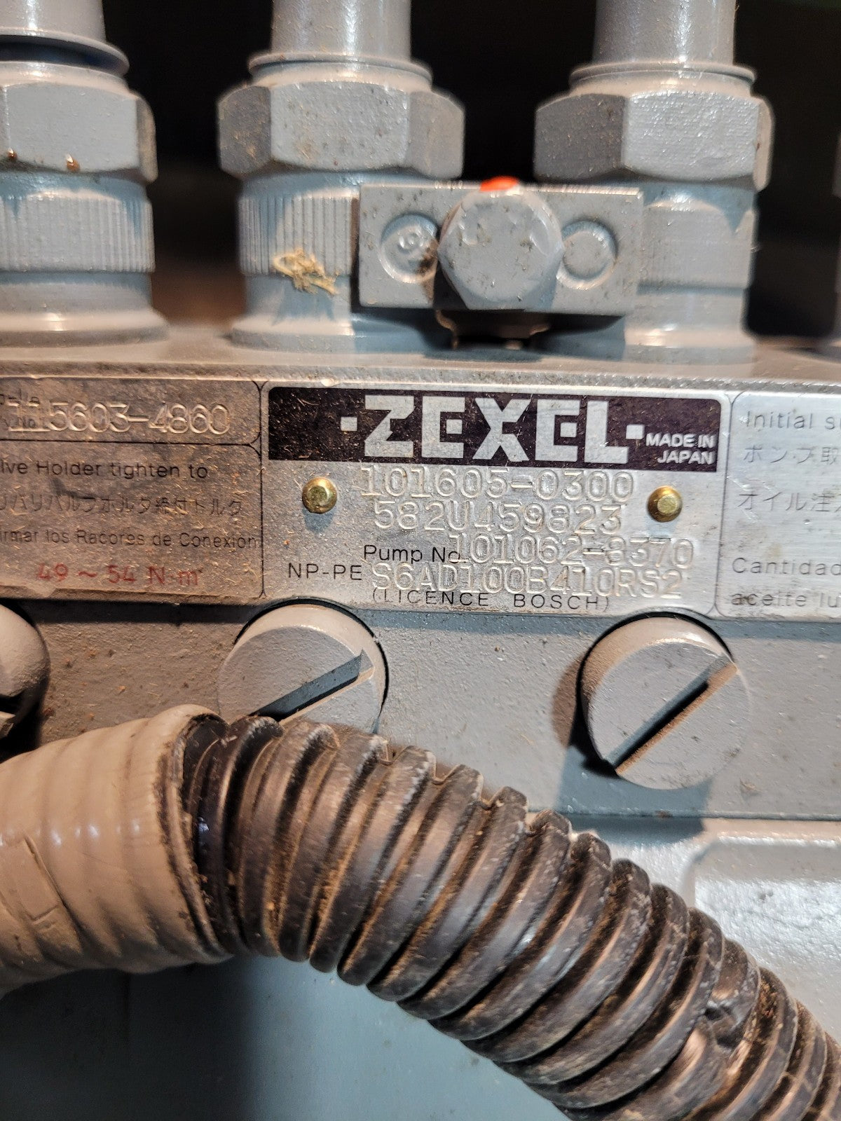 ZEXEL Fuel Injection Pump 101605-0300 101062-8370 115603-4860 Isuzu 6HK1(T) 6BG1