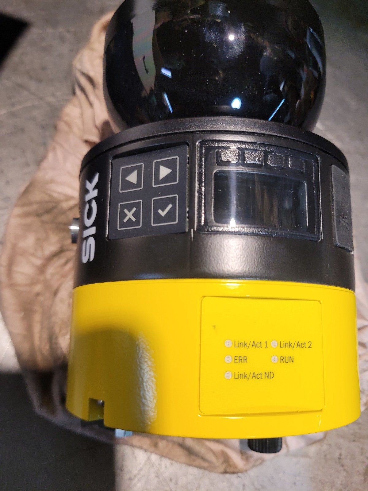 SICK MICS3-ABAZ90EN1P01 1108234 Safe laser scanner MICS3-ABAZ90EN1P01