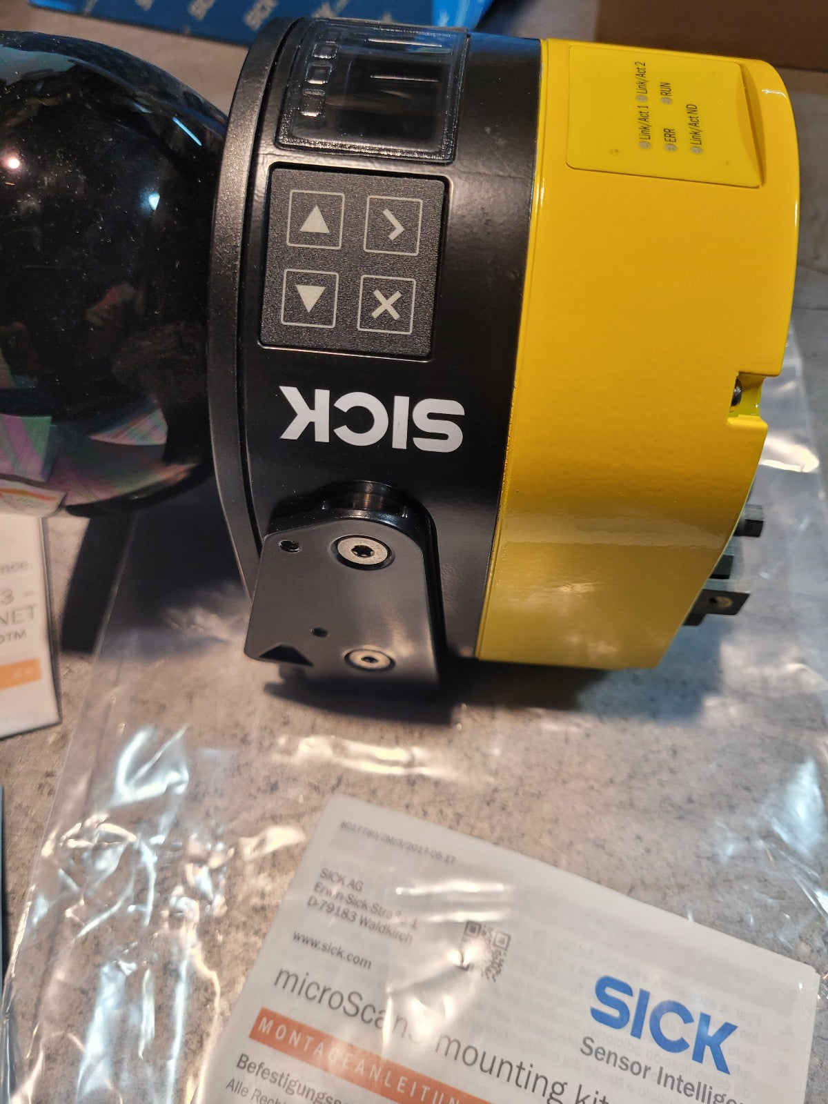 SICK MICS3-ABAZ90EN1P01 1108234 Safe laser scanner MICS3-ABAZ90EN1P01