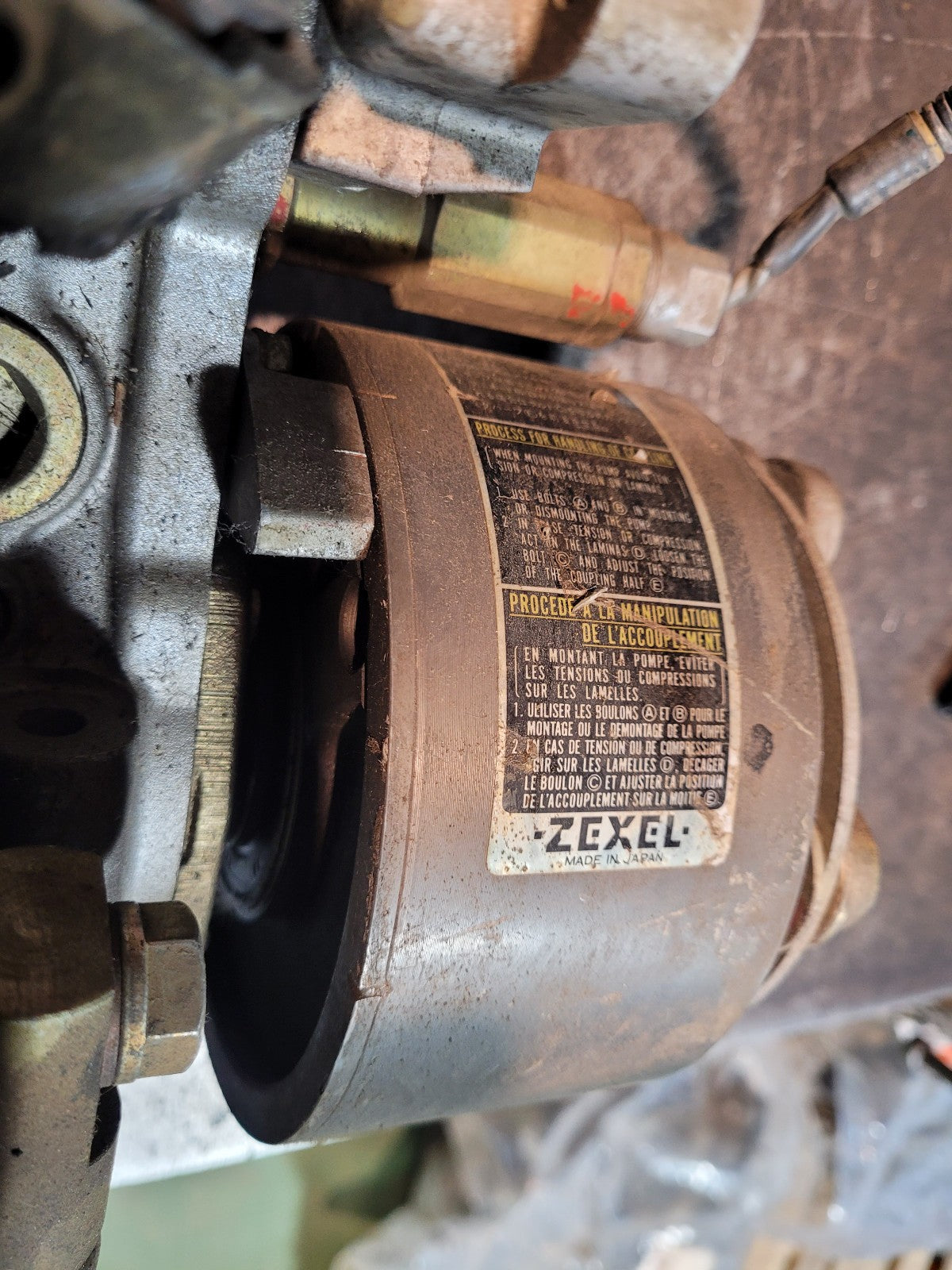 ZEXEL Fuel Injection Pump 107491-3132 22040-1510 105933-1021